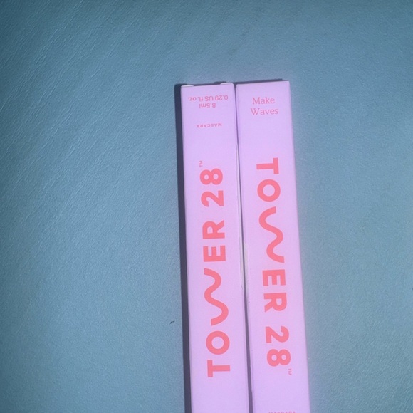 Luxury Makeup Bundle - Picture 7 of 7